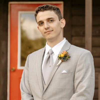 Professional Headshot of Ryan L. Scott